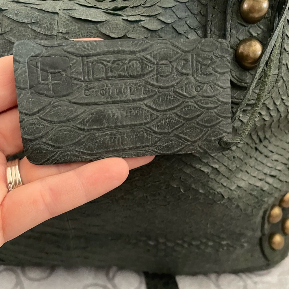 $1,595 Linea Pelle Italian Croc Handbag - Picture 2 of 9